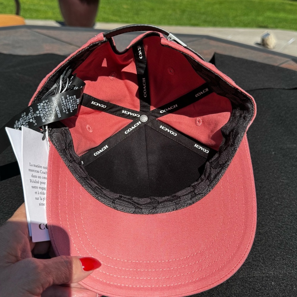 Coach New York Logo Pink Embroidered Adjustable Closure
Designer Baseball Hat - Picture 10 of 16